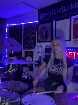 Uptown Girl💃 Subscribe to see the version of this cover with just drums! #drummer #drum #drums #drumming #drummers #girldrummer #drummergirl #drummers #drumcover  #drummingcover #drumcovers #drumsolo #classicrockband #classicrock #classicrockcover #musician #girlmusician #explorepage #explorefeed #shorts #foryoupage  #fyp #blowthisup #uptowngirl #billyjoel  #billyjoelcover #viral #viralvideo #reels #virall 