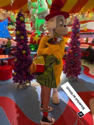 Honest opinion on breakfast w/ the Grinch! 🫶🏽 #universalstudiosorlando #islandsofadventure #grinchbreakfast #characterdining #extraneedsparenting 