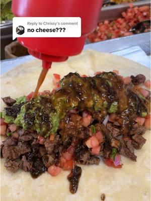 Replying to @Chrissy No cheese on this beautiful burrito! Just steak, avocado, tomatoes and salsa #steakburrito #carneasada #burritotok #burritotiktok #burritos #burritotime #avocado #aquacate #salsa #salsatok #mexicanfood #mexicana #mexicanrestaurant #spanish #mexicano #franchise #franchiseopportunities