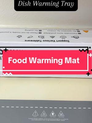 This food warming mat is ideal for holiday gatherings and parties. #foodwarmingmat #foodwarmer #keepfoodwarm #warmingtray #fyp #kitchengadgets #kitchenmusthaves 