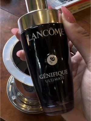 This stuff is amazing. No lie  #giftedbylancome #stepintothefuture  #genifique 