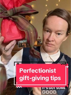 🚨⚠️🎁 Don’t forget your danglies!! #perfectionist #perfectionism #holiday #christmas #giftideas #gift #giftgiving #wiglovers #comedy #sketchcomedy #forehead #foreheadgang #comedyvideos #contentcreator #creator #character #womenincomedy #funnyvideos #funnylady #comedygold #voicesinmyhead #karaleemo #groundlings #innervoice #gift