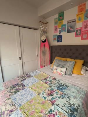 @Erin Made had the best quilts for your room!!🦈🩵🌺🏄🏽‍♀️🌴🐚🌞#trend #viralvideo #beachgirlroom #vibe #floridacheck #haul #beachgirl #surfergirl #foryoupage #fyp #viral #coconutgirl #summertok #Summer #summervibes #roomdecor #roominspo #inspo 