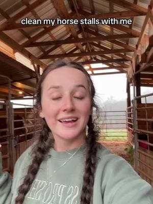 this escalated quickly #barn #horsebarn #cleaning #western #rodeo #country #barrelracer #barrelhorse #stalls #horsestalls #Vlog #sorrel #sorrelmare #mare #equestrian #equine #husband #mud #wife #farmlife 