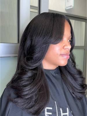 ⁣Creating shape is essential if you want your hair to fall a certain way without requiring too much maintenance.⠀ To create this look, we used three bundles. Although we chose 22” Kinky straight, I trimmed a significant amount off because my client preferred less volume. I then framed her face and added heavy layers throughout.⠀ ⠀ #behindthechair #thebtcteam #silkpressatl #atlantanaturalstylist #healthyhair #hairconsults #atlhairstylist #atlnaturalhair #naturalhair #behindthechairstylist  #atlsilkpress #softcurls #extensionexpert #sandyspringshairstylist #roswellhairstylist #salonlife #naturalhair #hairconsultation #atlanta #weavesinatl #traditionalsewins #longkinkyextensions #kinkybundles #hairexpert #protectivestyle #middlepartsewin #hairtransformations #hairweavesstyles #relatable #texturedbunbles #yakiextensions 