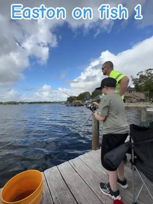 Easton was patient and hooked up on fish number 1… @FISHING_OFFTHEDOCK #fyp #foryou #foryoupage #fishingoffthedock #tik #tok #tiktok #shellcracker #bluegill #bluegillfishing 