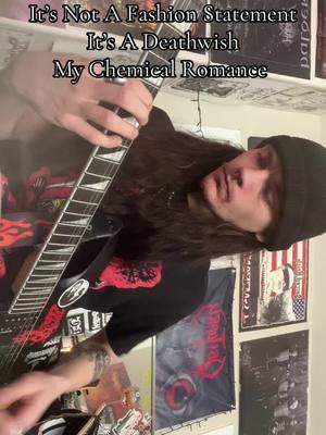 One of my favorite songs to play by them it’s so fun #mychemicalromance #mychem #mcr #emo #posthardcore #threecheersforsweetrevenge #guitar #guitarist #guitarcover #jacksonguitars #metal #metalhead 