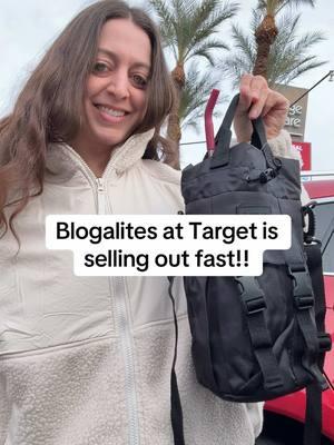 Honestly, huge congrats to @cassey 👏👏 As someone who has watched your journey but always wanted to try the products before purchasing- this was a STELLAR move on your part & looks like it’s a huge success! #womensupportingwomen #blogilates #targetrun #atheleisure #hoodiesthathoodie #target 