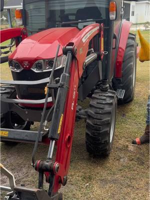 Get things in order and trying to get out of this funk. #cleaning #getthingsdone #projects #inafunk #funk #tractor 