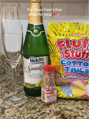 Such a fun drink for the kiddos on NYE!! 🎉🎈 #MomsofTikTok #nye #newyearseve #kidfriendly #kidfriendlyrecipe 