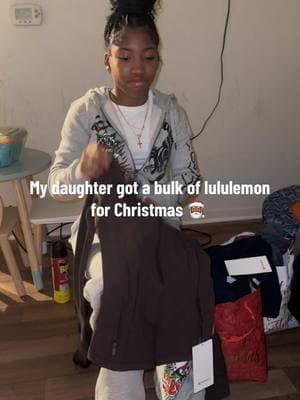 @lululemon lu my daughter Lulu down 😍 @Daj & Kirah👩‍👧💕  #shopaholic #lululemon #bayareanailtech #style #activelifestyle #activelifestyle #styleblogger #fyp 