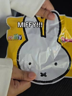 Fivebelow pull 😍 #miffy #miffyandfriends #blingbox #blindbag 