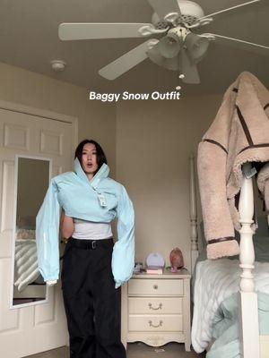 Wish me luck tmr 🏂 im nervous 😭 #baggysnowpants #baggysnowboardpants #snowfit #snowoutfit #snowboardingoutfit 