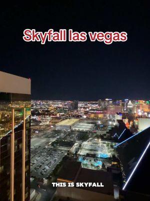 Este es @skyfalllounge uno de los bares escondidos y más exclusivos de Las Vegas ubicado en el top de la torre de @wlasvegas antiguo hotel Delano perteneciente al complejo @mandalaybay  este exclusivo bar abre todos los días hasta las 12 am y los fines de semana hasta la 1am este es un uno de los lugares más románticos de Las Vegas y lo mejor cuenta con un balcón panorámico que ofrece las mejores vistas de todo el strip de Las Vegas this is one of the best places in Las Vegas with the best city view and the best drinks this is the best of Las Vegas #yandrygarcia #vegaslocal #vegastiktok #vegasbar #skyfallloungelv #lasvegas #lasvegastiktok #yandrygarcialasvegas #viral #youruou #vegastime #vegastok #bestview #usa #vegas2024 #drinks #food 