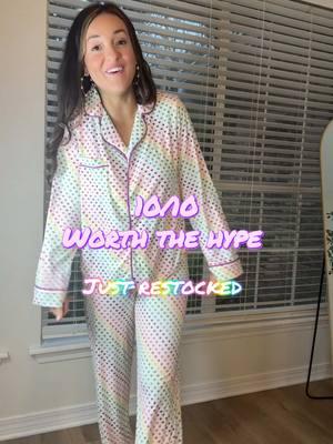 10/10 for comfort and cuteness #pajamaset #pajamas #sleepwear #loungewear #rainbow #ValentinesDay #valentinesdaygift #softpajamas #sleepingbeauty 