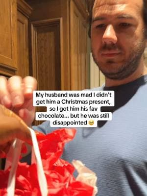 What can you do to please a man? Mine is difficult. 😞#christmaspresents #christmastiktok #husbandgoals #husbandsoftiktok #marriedlife #couplegoals #happyholidays #chocolate #dinner #foodtiktok #foodies #fyp 