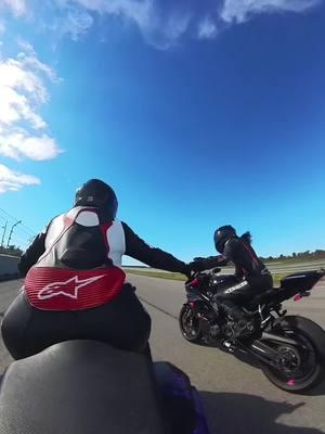 You ain’t leaving me behind this time! #motorcycle #motorcyclesoftiktok #sportbike #sportbikesoftiktok #biker #bikerchick #bikelife #biketok #fyp #nola 