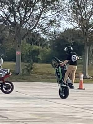 These are professional riders!! Please do not attempt!! #spacecoastflorida #harleydavidson #aintshitshenanigans2 #florida 