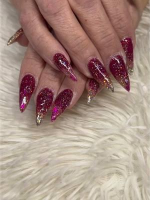 Let’s do a little stiletto nails. We’re gonna be whipping out some more glitter! Surprise surprise! #GlitterNails #Nails #NewYearNails #NewYearsNails #2025 #TransferFoil #Nails #NailArt #TeachingNails#NailEducation