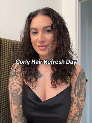 Curly hair refresh day 👩🏻‍🦱🩷 #2c3a #curlyhairrefresh #hairrefresh 