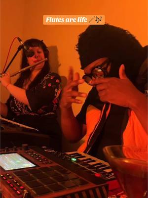 Locked in a feeling w/ @epianoqueen 🦹🏽🪈🎶😎  #fyp #fypシ #reels  #mpclive2 #fluteplayer #musicproducer