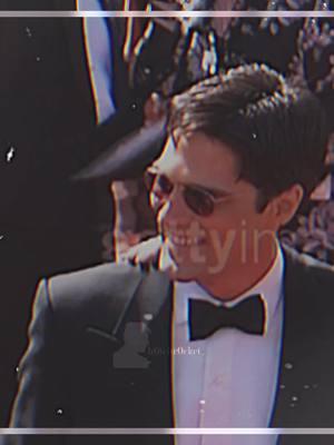 thomas gibson🤝red carpet events= BON APPÉTIT  #thomasgibson #criminalminds #aaronhotchner #hotch #bau #cm #fyp #dharmaandgreg #gregmontgomery #loveandhumanremains #davidmcmillan #chicagohope #dannynyland #danielnyland #talesofthecity #moretalesofthecity #beauchampday #tg 