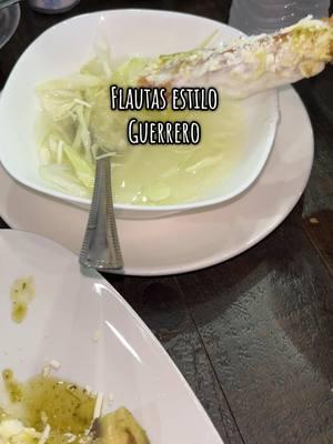 #recetas #EasyRecipes #flautas #tacosdorados #tacos #mexicanfood #comidamexicana #consome #chickenflautas #tacosdoradosdepollo #salsaverde #salsaroja #estiloguerrero #cocinandoconamor #cookingtiktok #foodies #foryou #fyp #MomsofTikTok #mamasdetiktok 