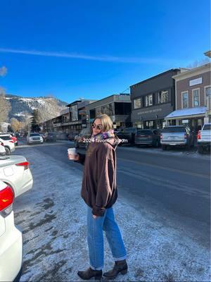 the best year spent out west <333 #2024recap #outwest #outwestlife #jacksonhole #jacksonholewyoming #skitok #skitiktok #skiingtok #skiingtiktok #skilikeagirl #myyear 