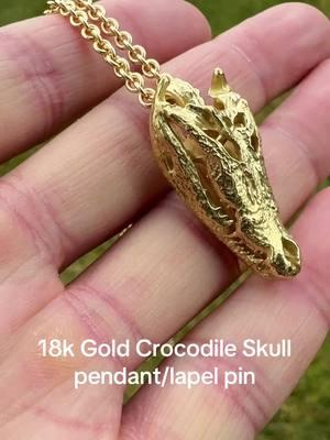 18k Gold Crocodile 🐊💀 skull pendant that also converts to a lapel pin. Custom made for @Joe Manganiello  #skull #crocodile #🐊 #onepiece #onepiecenetflix #joemanganiello 