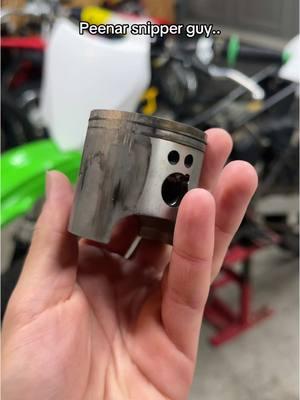 piston retired it self #dirtbike #kawasaki #kx100 #crf #honda #ebike #moto #motocross #mototok #mototiktok #offroad #trailbike 