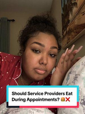 Should beauty service providers eat while doing a client?  This applies to nail techs, lash techs, hairstylists, MUA and so on! I think it’s unsanitary + poor time management but that’s just me. 🤷🏽‍♀️ #nailtechlife #nailtechproblems #beautyservices #serviceprovider #beautyindustry 