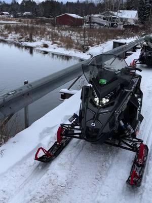 Good times #polaris #snowmobile #snow #winter #braap #braaplife 