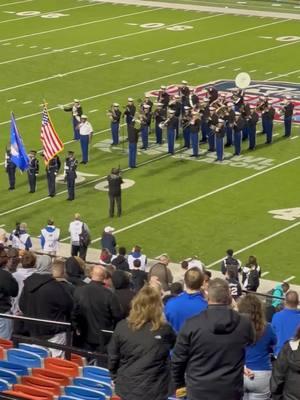 US Military Academy performing the United States’ National Anthem #westpoint #army #indepencebowl #latech #shreveport 