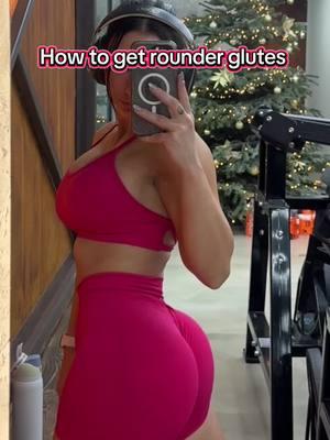 How to get rounder glutes! ⬇️ There’s not one exercise responsible for rounded glutes. But adding in an exercise to target your glute medius will help give your glutes that rounded top appearance. An exercise that I added to my routine are glute med kick backs. Make sure you get your own ankle cable straps to ensure you can do these correctly at your gym! 💕❄️🍑 your glutes will thank me later.  #fyp #anklestraps #glutemediuskickback #glutemedius #roundglutesworkout #roundedglutes 