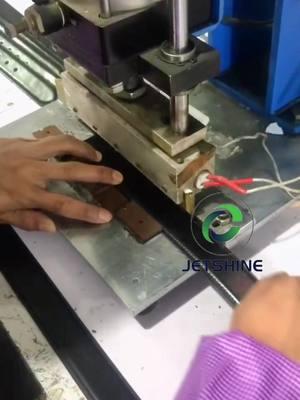 Leather belt pattern making machine#leatherbeltmaking #leatherbeltmachine #leatherbelt #leatherbeltfactory 