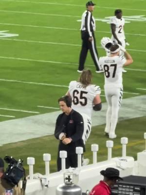 last december my first bengals game was a nail biter, this december was a nail biter actually every game is a nail biter. but 🔥🔥🔥🔥 #bengals #joeburrow #teehiggins #jamaarchase #bengalsfootball 