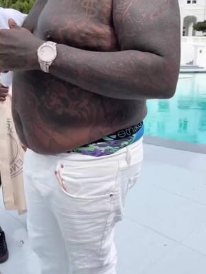 Découvrez l’incroyable richesse de Rick Ross#richesse #fortune #rappeur 