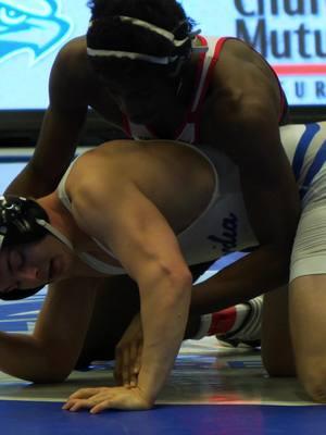 CJ Gilbert hits Ethan Onan with a cradle and pins him in the first... see the full match at youtube.com/@wrestlingspot #cjgilbert #carthagecollege #ethanonan #concordiauniversitywisconsin #165lbs #cciw #ncaawrestling