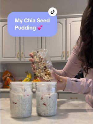 Chia seed pudding is my go to during the week and my daughter loves it too. U get so full for a long time off these 💕 Try it and let me know what u think! 😊 #chiaseeds #chiaseedpudding #grabandgobreakfast #breakfastideas #breakfastrecipes #breakfastrecipe #snackideas #snackrecipe #workbreakfast #kitchenmusthaves 