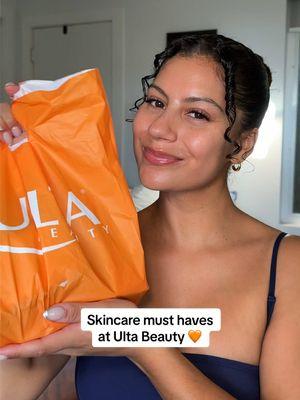 @Ulta Beauty gift card giveaway for their Love Your Skin Event 12/29-1/18! 🧡 1. Follow @ultabeauty & @amandarrwalker  2. Tag 2 friends in the comments that love to shop at Ulta! Shop my favorites during the sale: - @Sunday Riley C.E.O Vitamin C Serum 1/3/25 - @Clinique Moisture Surge 1/11/25 - @Olehenriksen Banana Bright CC Stick 1/10/25 *giveaway winner will be contacted on 1/1/25 #ultabeautypartner #ubcollective #skincare #skincaretips #skincareroutine #loveyourskinevent 