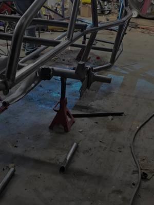 yall the welding process has begun we are hoping to have her done by late spring early summer #2025 #offroading #offroad #offroadtiktok #buggy #woodsbuggy #railbuggy #sandbuggy #dunebuggys #offroadlife #kentucky #newproject #sandrails #weldingtiktok #welding 