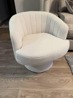 This Ebello Swivel Accent Chair is so elegant in the home and is a great addition to the living room furniture. #furniture #accentchair #elegantfurniture #homedecor #livingroom #livingroomdecor #livingroominspo #furnituremakeover #bedroomdecor #CapCut 