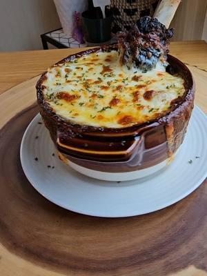 #frenchonionsoup #primerib #rib #beef #frenchonion #onion #soup #soupseason #hotsoup #winter #wintermeals #food #Foodie #foodies #foodietiktok #yummy #yummyfood #yum #delicious #hotmeals #leftovers #eating #eat #eatfreshrefresh #homemade #sourdough #fresh #moms #MomsofTikTok #sahm #sahmlife #sahmsoftiktok #tradwife #traditionalwife #fypage #for #foryou #foryoupage #foryour #foryourepage #foryourpages #viraltiktok #foryourepagetiktok #foodporn #foodtiktok #FoodTok 