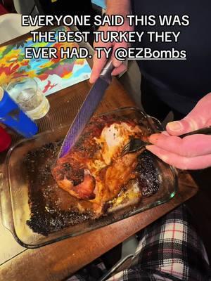 this was the most flavorful, juicy turkey EVER. I need more bombs ASAP, we’re already planning on making another 🫶🏼 @EZ Bombs #ezbombs #brinebomb #garlicrosemary #sogood #food #goodcooking #yummy #yum #delish #tenoutoften 