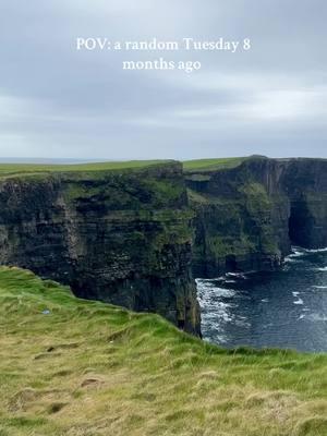 take me back 🇮🇪  #cliffsofmoher #visitireland #randomtuesday #travelcreator #travelireland #cliffsofmoherireland #creatorsearchinsights #contentgap 