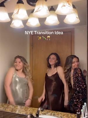 Send to your girls to do this NYE!! ✨🥂🍾  #newyearsevetraditions #nyeideas #newyearseve #photoinspo #photoideas #photoshoot #nyephotoidea #nyephoto  