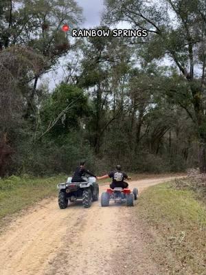 Family 🫶🏼  #rainbowsprings #ocalaflorida #springs #riding #citrussprings #trending #foryoupage 