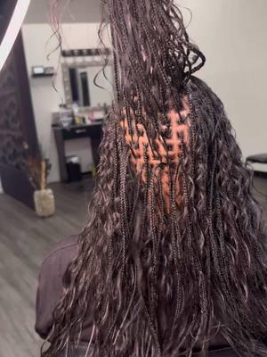 Extra small boho knotless braids 🩷 #fyppp #hairtransformation #braidsfordays #hairinspo #luxstylesbymia #foryou #blackbeauty #knotlessbraids #CapCut 