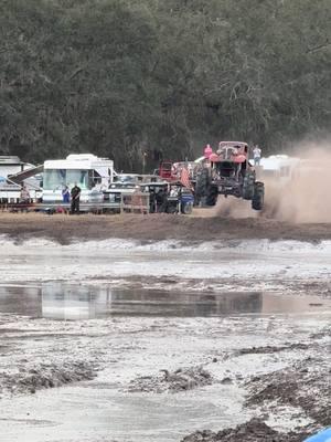 High HP and mud… now thats what a call a good time! This truck was awesome!! #fyp #mud #boggin #letsgo