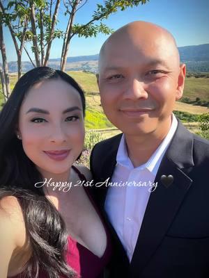 Happy 21 years to us! 👩🏻‍❤️‍💋‍👨🏻 #anniversary #21yearsofmarriage #24yearstogether 